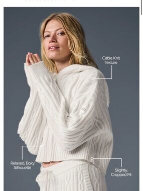 ALO Yoga Cable Knut Winter Bliss Hoodie - Size medium like new condition